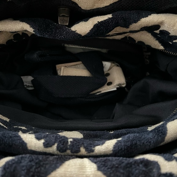 Cake By Petunia DiaperBag Purse - Picture 4 of 5